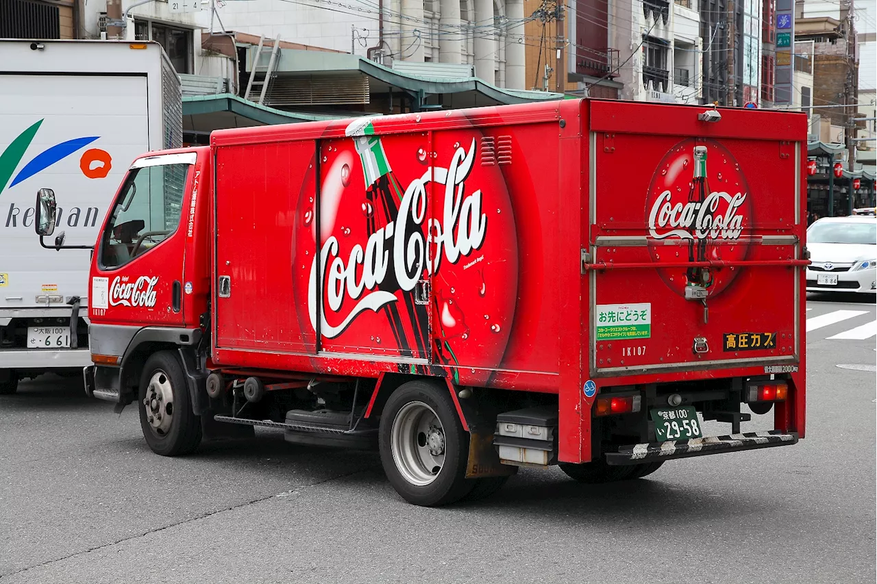 Joven le acepta salida a proveedor y pasa en camión de Coca-Cola