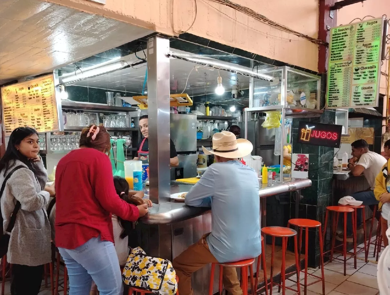 Fondas y loncherías de San Miguel de Allende ofrecen el litro de jugo de naranja en 100 pesos, ¿cuál es la razón?