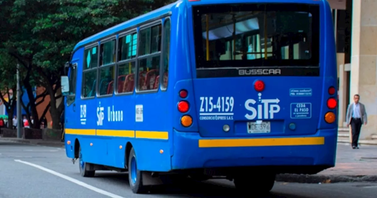 Mientras huían en un taxi dieron con sujetos que atracaron a un SITP en Bogotá