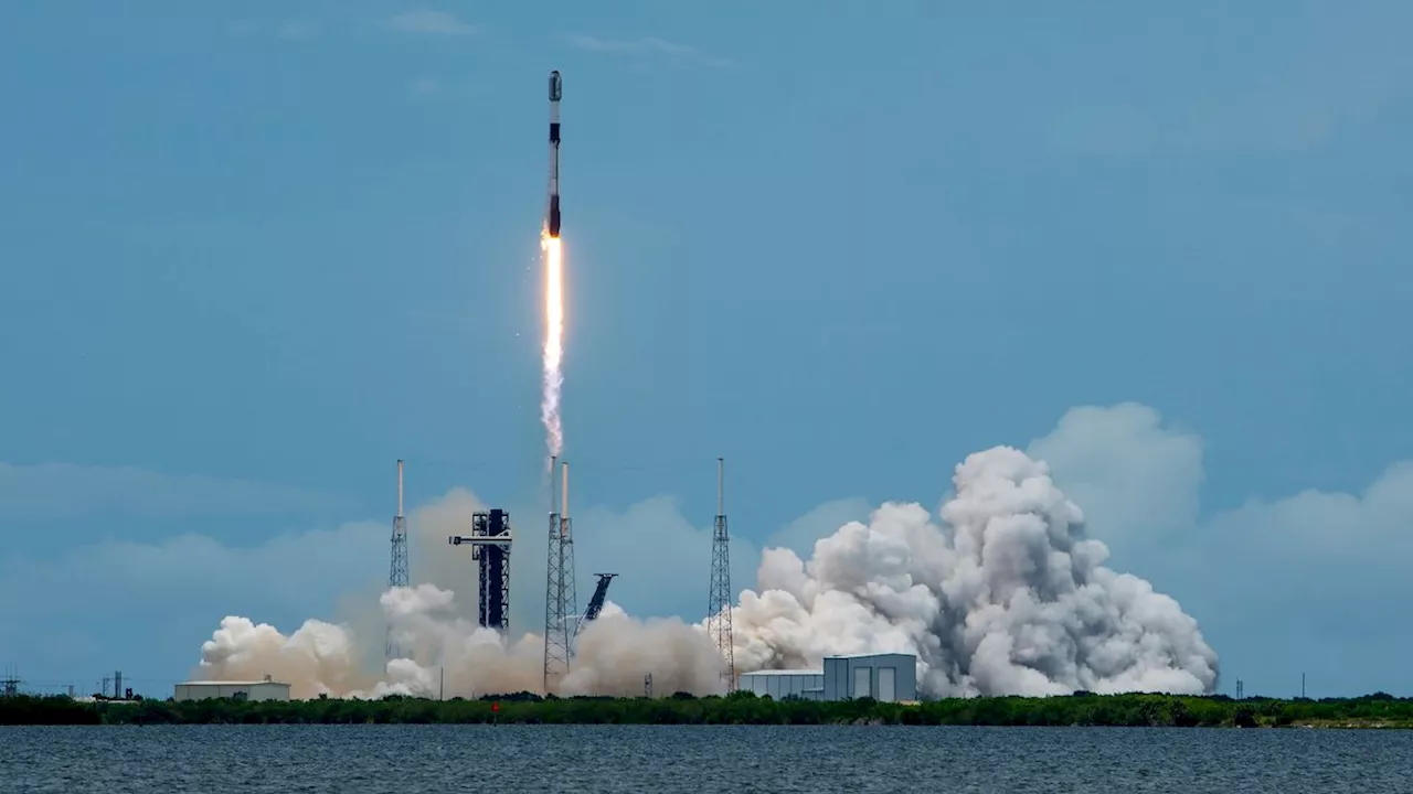 SpaceX wins $113 million contract to launch advanced NOAA climate satellite