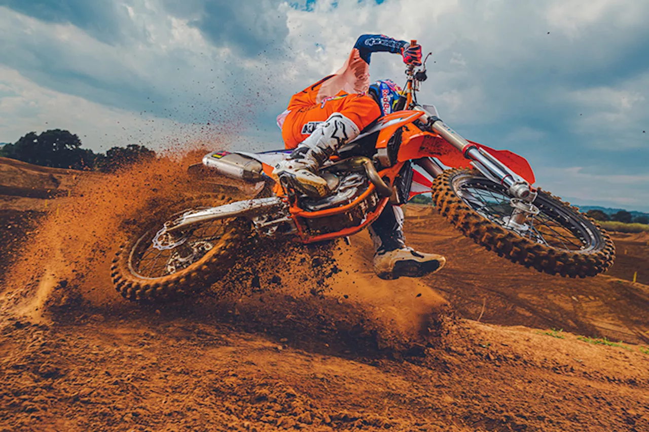 Das Startgatter fällt: Neue KTM Motocross-Modelle