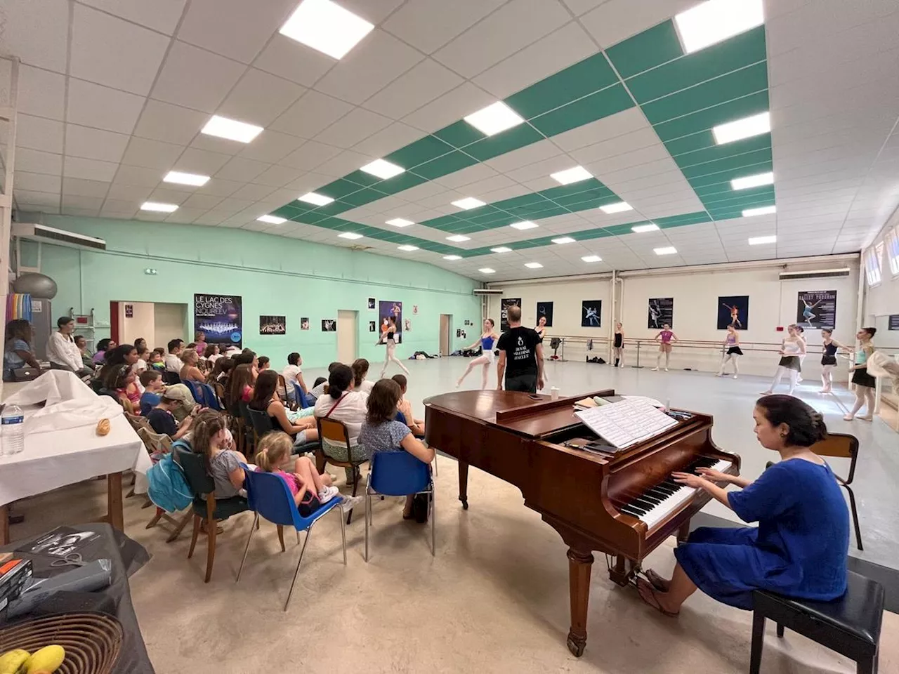 Des étoiles dans les yeux, des jeunes Marmandais rencontrent des danseurs classiques