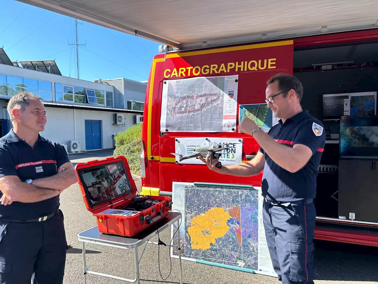 Inédit en France : les pompiers des Landes inaugurent un nouveau véhicule dédié à la cartographie