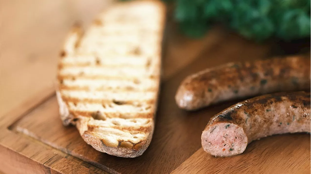 Edel-Knacker für den Grill: Ein Berliner Koch erfindet die Wildbratwurst neu