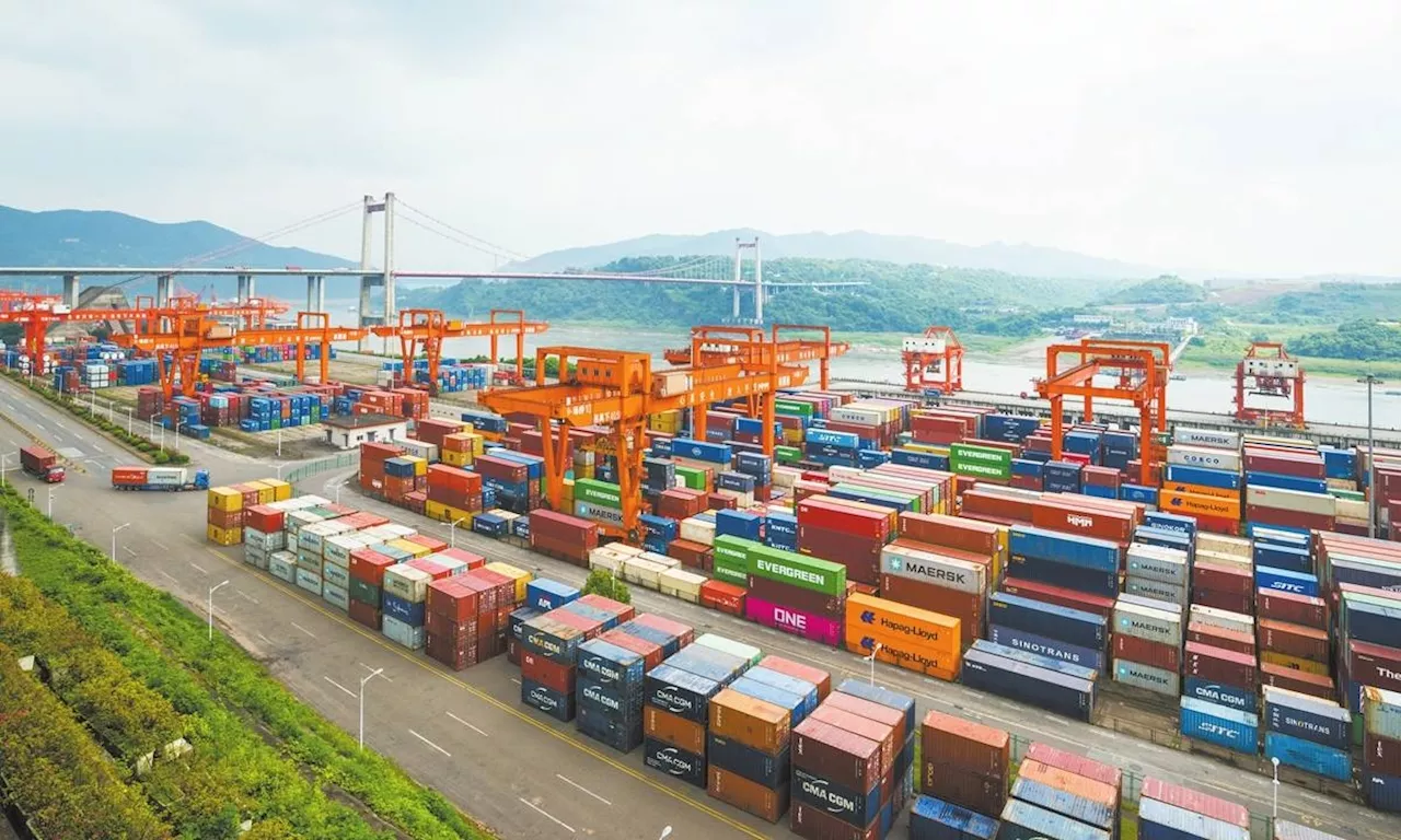 Chongqing becomes a rising logistics hub