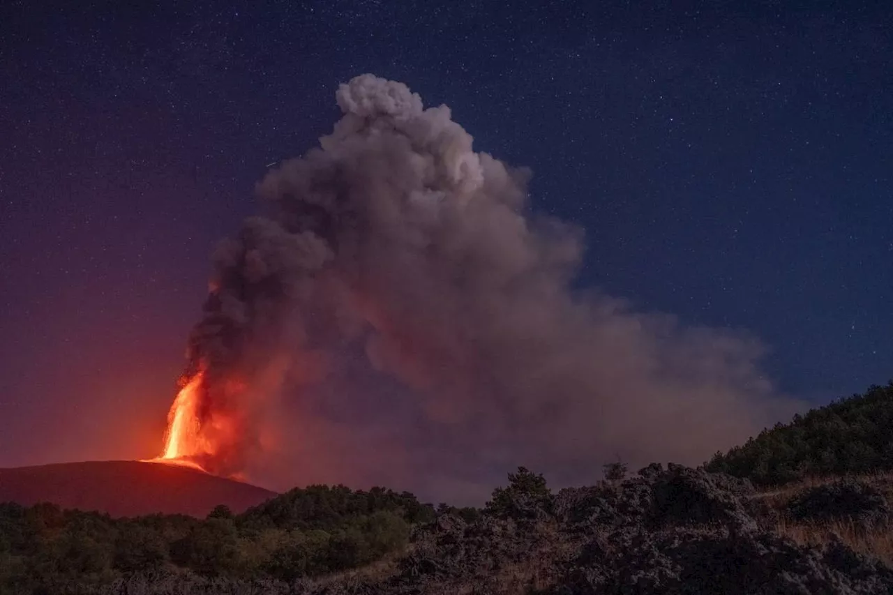 Etna eruption forces closure of Sicily's Catania airport