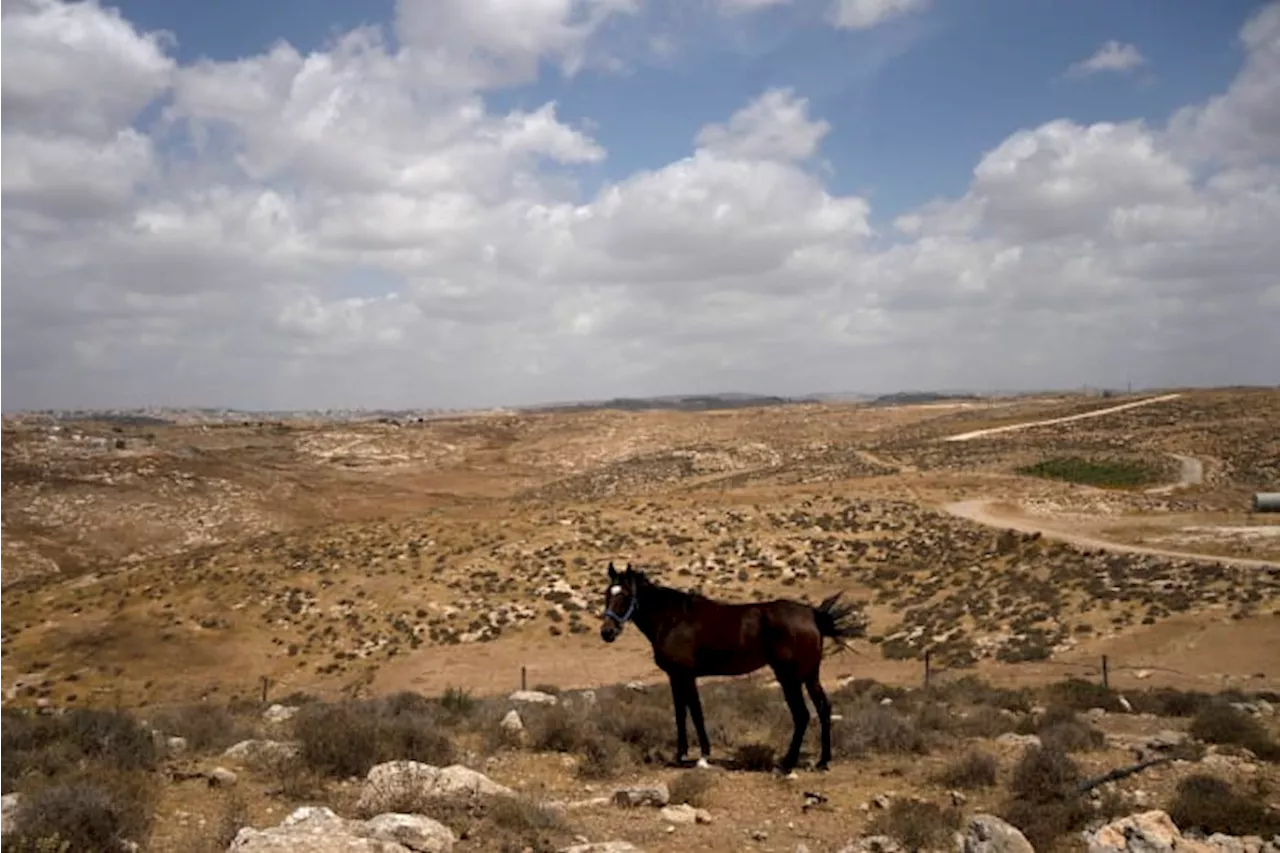 Israeli government quietly sends millions to unauthorized West Bank settler outposts