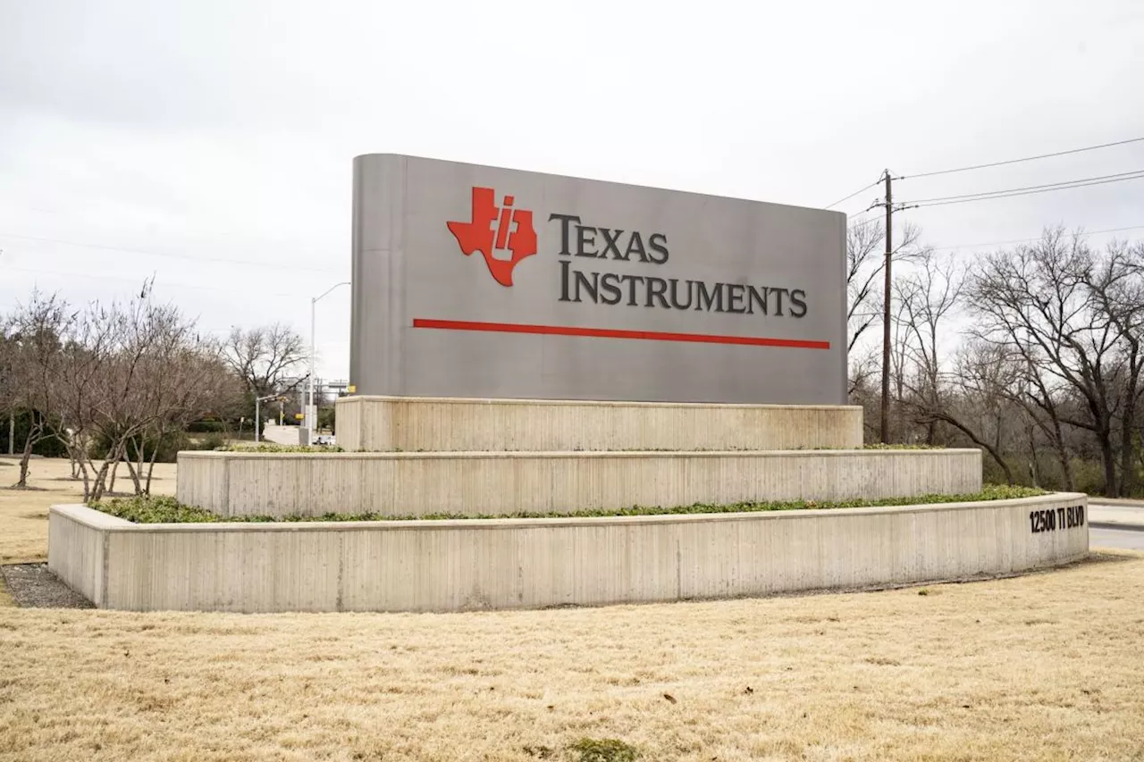 Texas Instruments Gives In-Line Outlook, Eases Downturn Fear