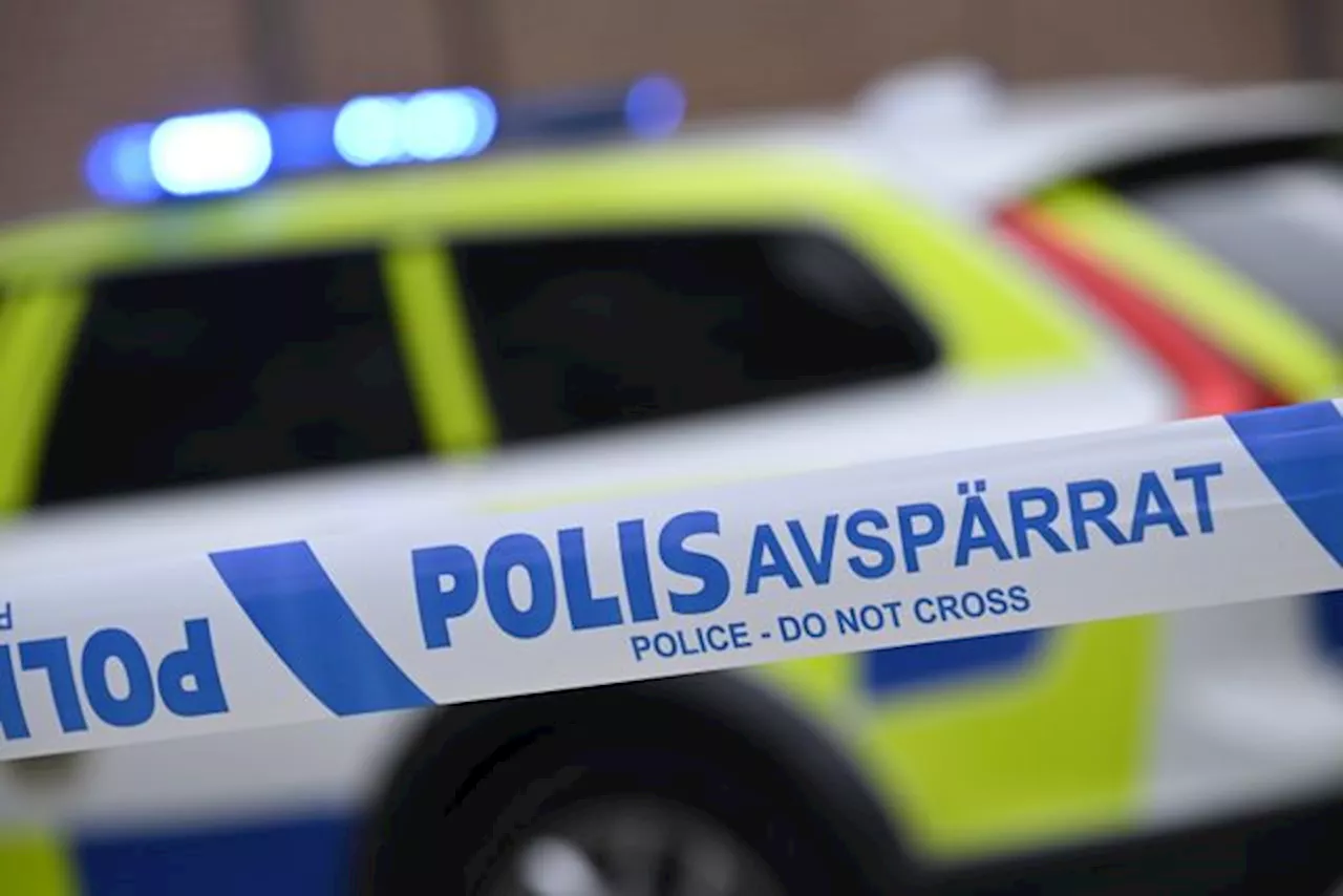 Polis ser över koppling mellan sprängdåd