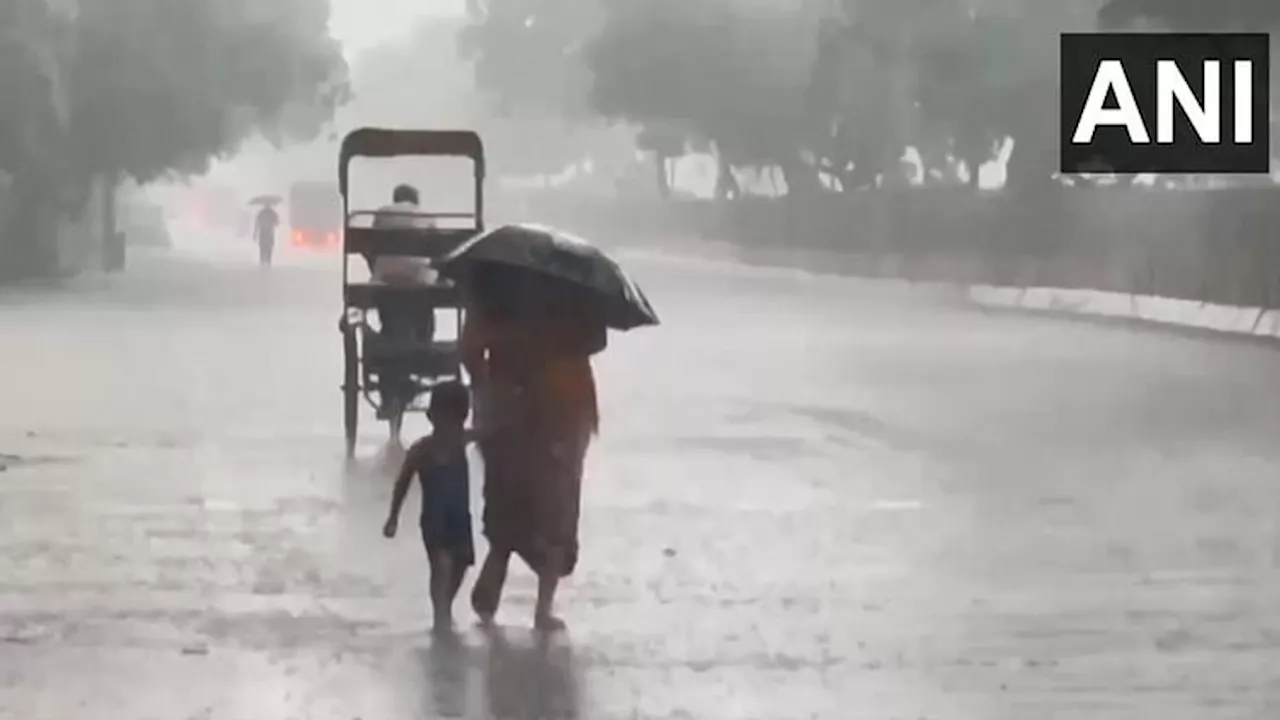 Weather Update: दिल्ली-एनसीआर में झमाझम बारिश से मौसम हुआ सुहाना, लोगों को गर्मी से मिली राहत