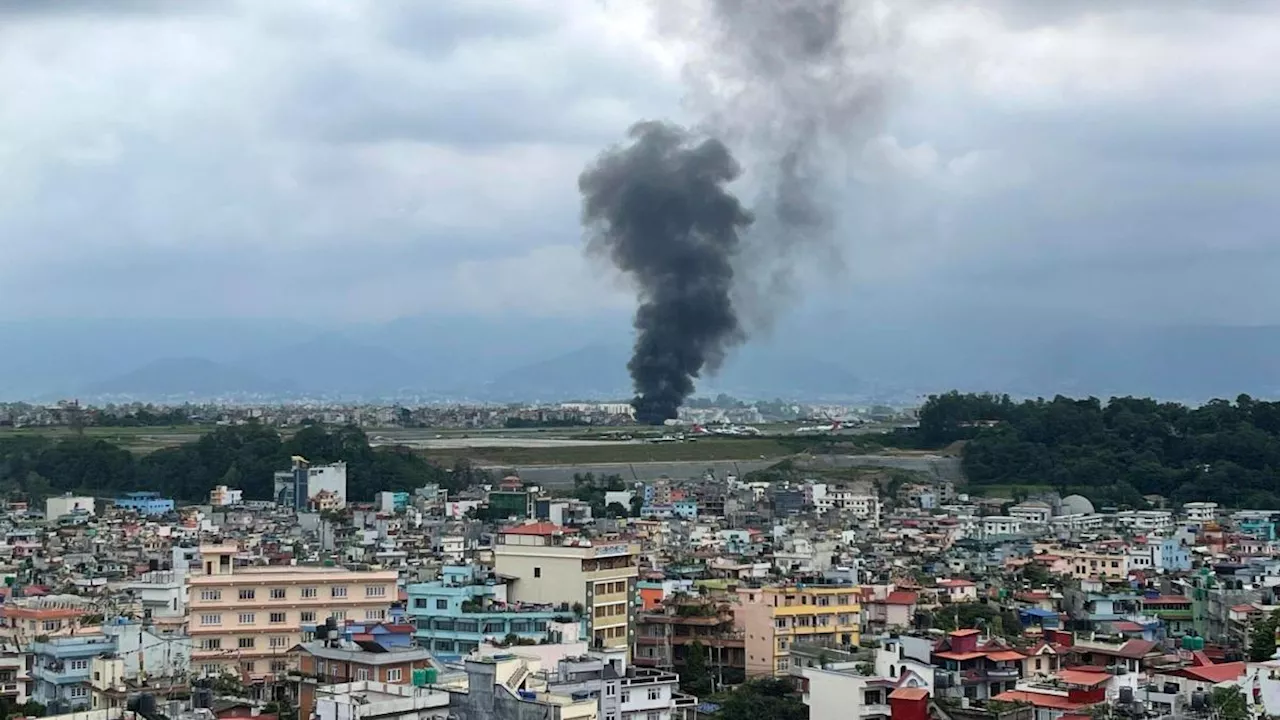 18 Tote bei Flugzeugabsturz in Kathmandu – nur der Pilot überlebt