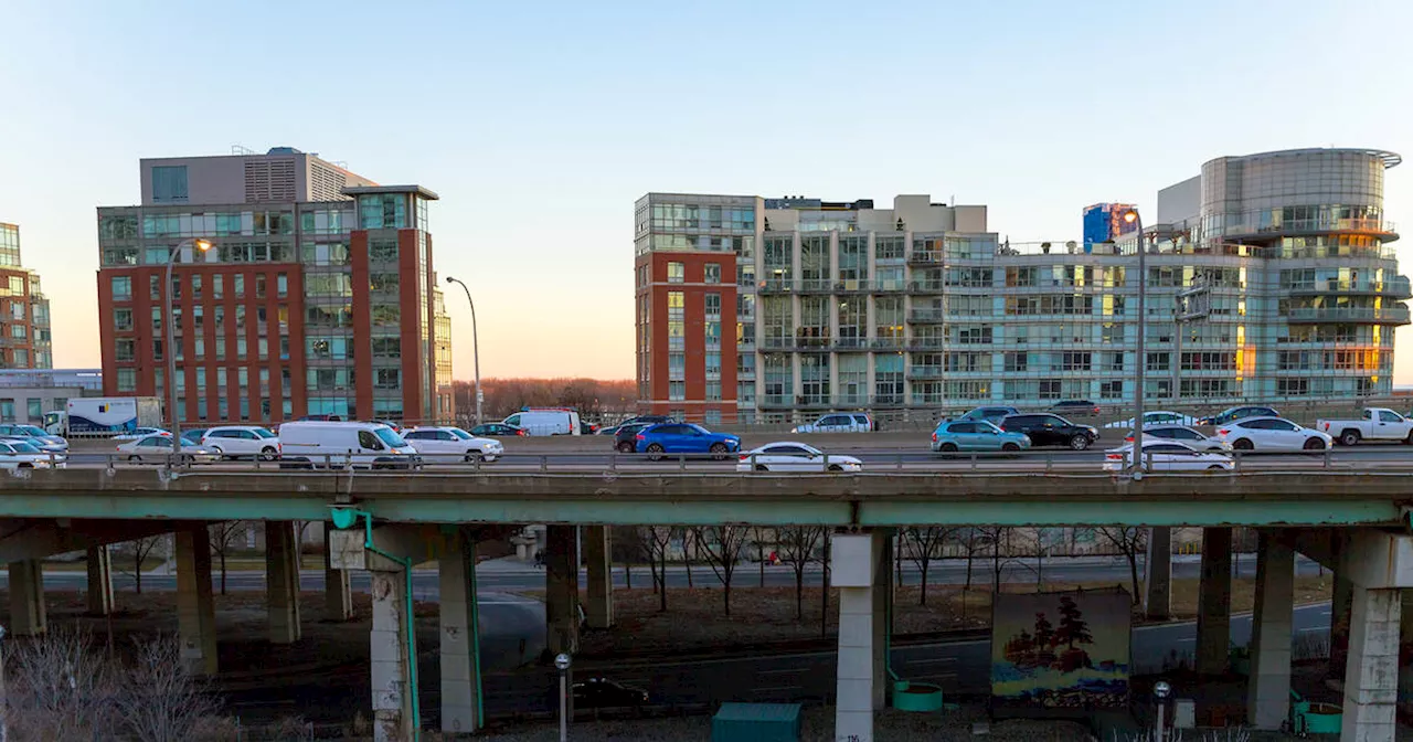 Construction schedule for Gardiner changing after Toronto revolts over traffic