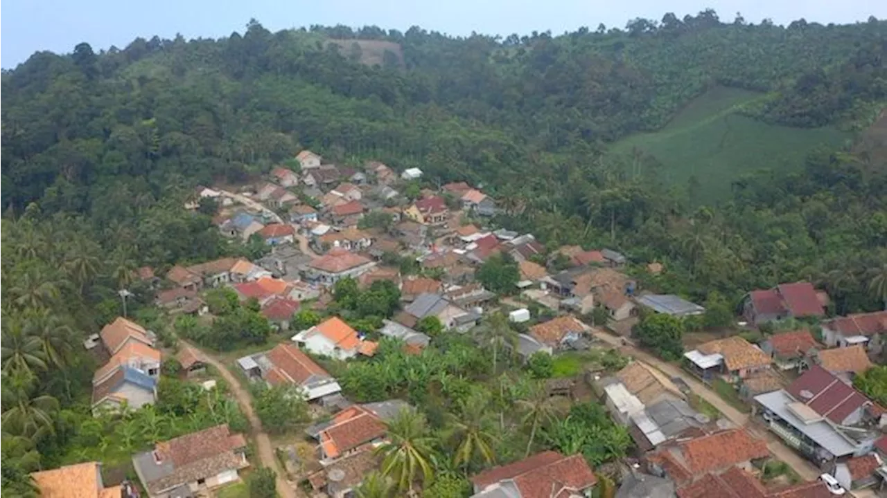 Berinovasi di Bidang Lingkungan, Desa Kelawi Jadi Desa Brilian Hijau