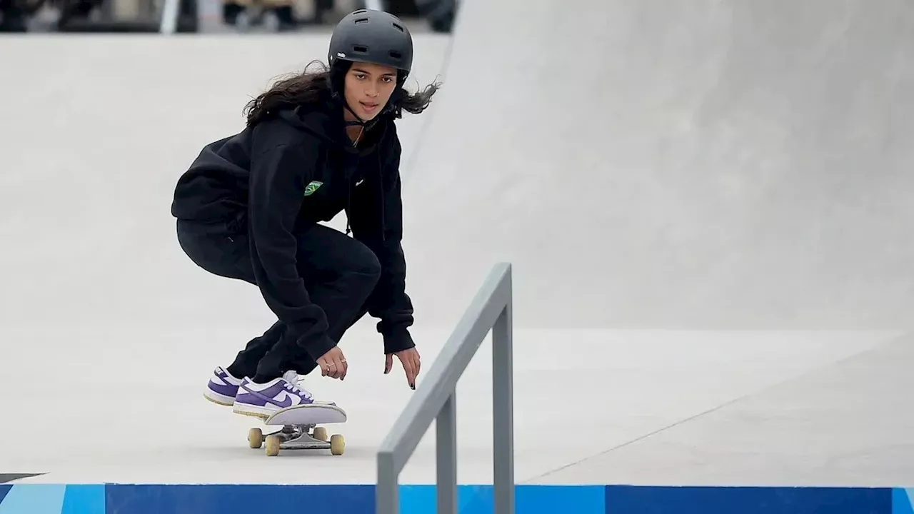 Paris 2024: Rayssa Leal é “esquecida” em pista junto da equipe do skate; entenda