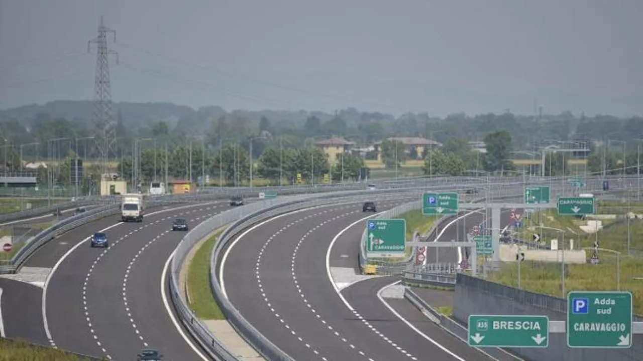 Autostrade, arriva la riforma: per bloccare i rincari dei pedaggi concessioni assegnate a società pubbliche