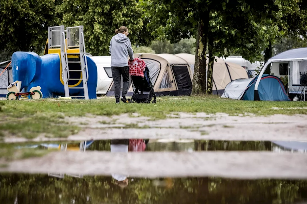 Zelte unter Wasser: Festival-Gäste von Unwetter heftig erwischt