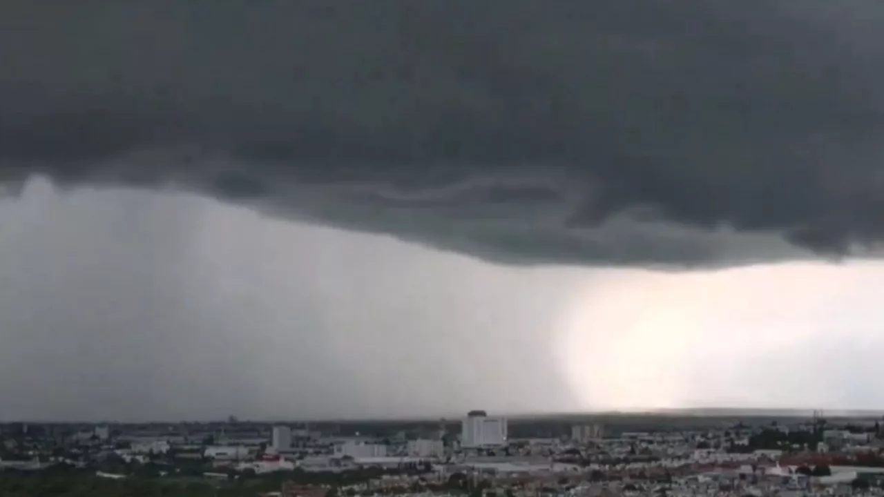 VIDEO: captan impresionante tormenta intensa sobre Querétaro