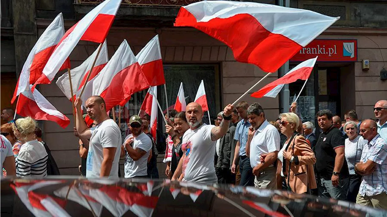 В Польше потребовали не принимать Украину в ЕС до урегулирования темы Волынской резни