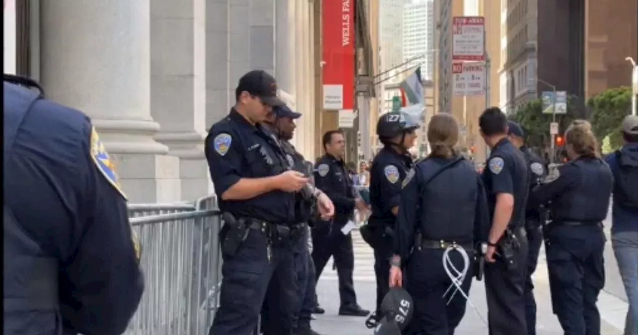 Protesters rally outside of Israeli consulate in San Francisco against Netanyahu speech