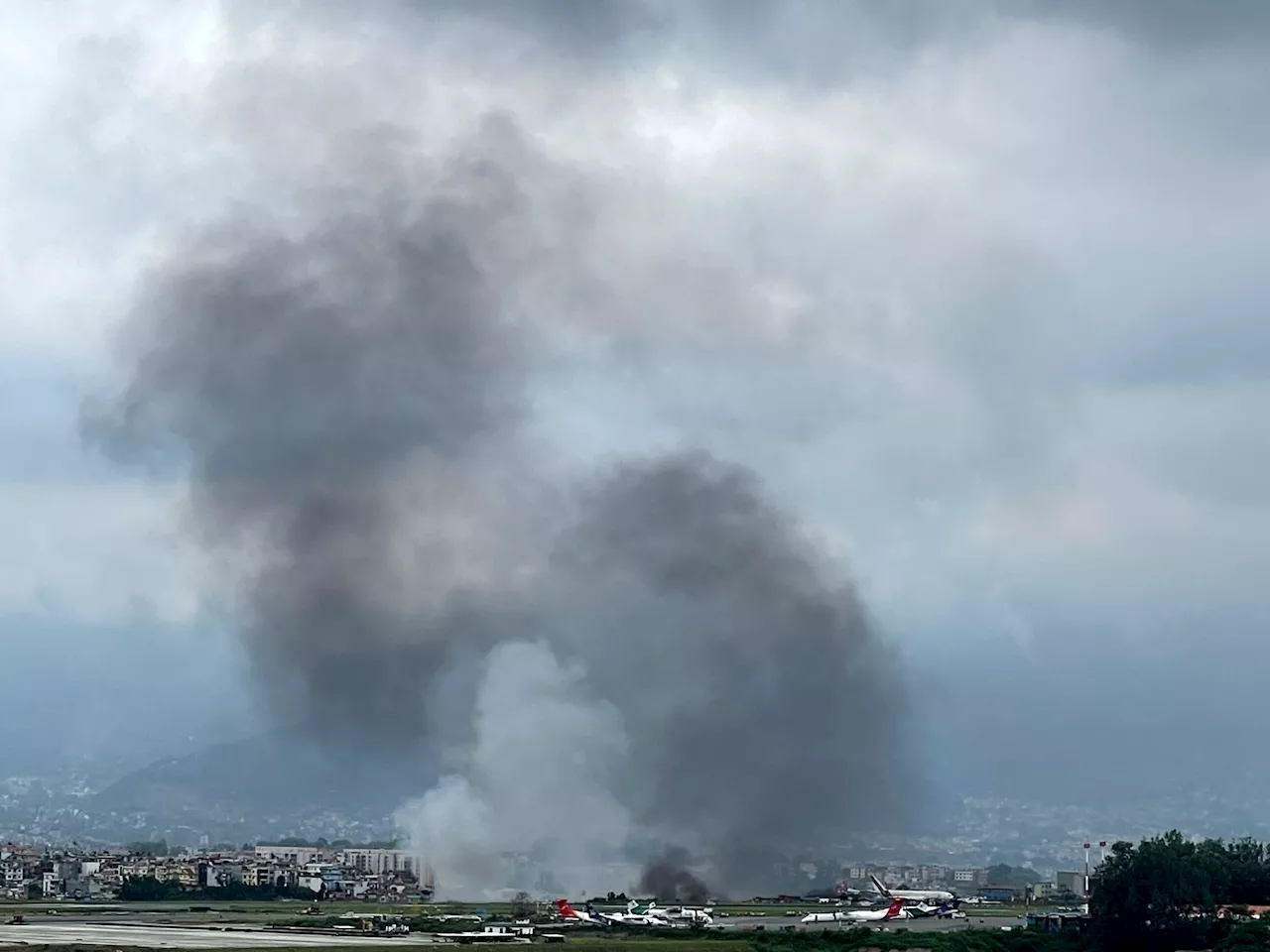 Flugzeug in Nepal kurz nach Start verunglückt