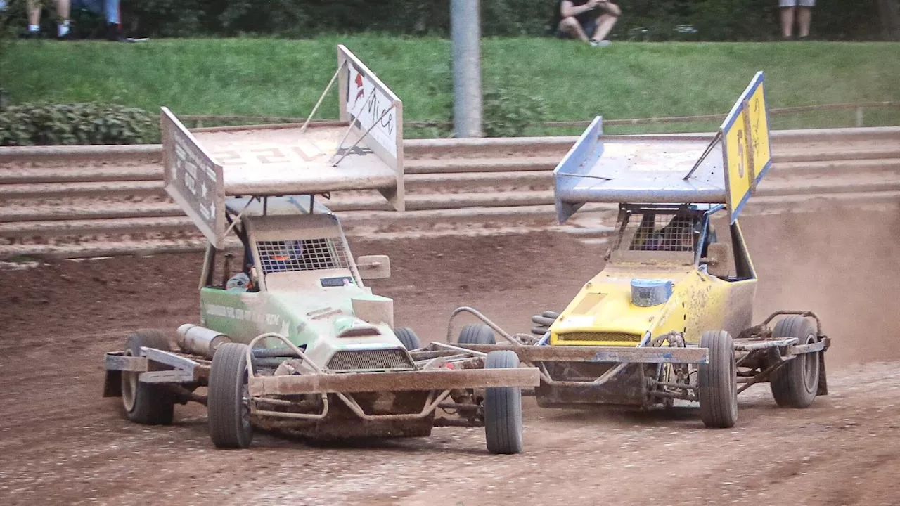 Dennis Wunderl zeigte seine Klasse beim Stockcar Nightrace