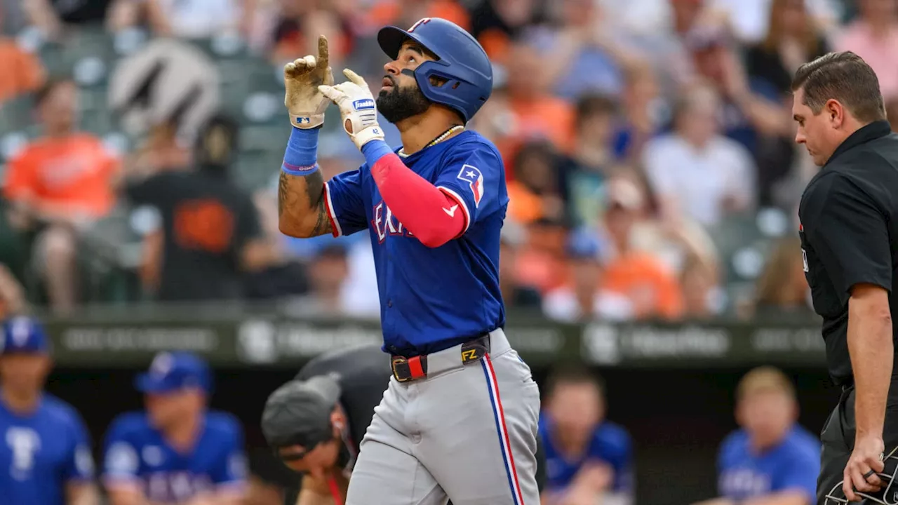 San Francisco Giants Add Speedy Outfielder from Rangers in Late-Night Move