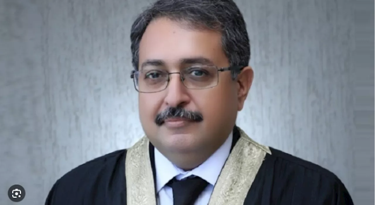 IHC CJ Aamer Farooq refuses to recuse himself from hearing Toshakhana case