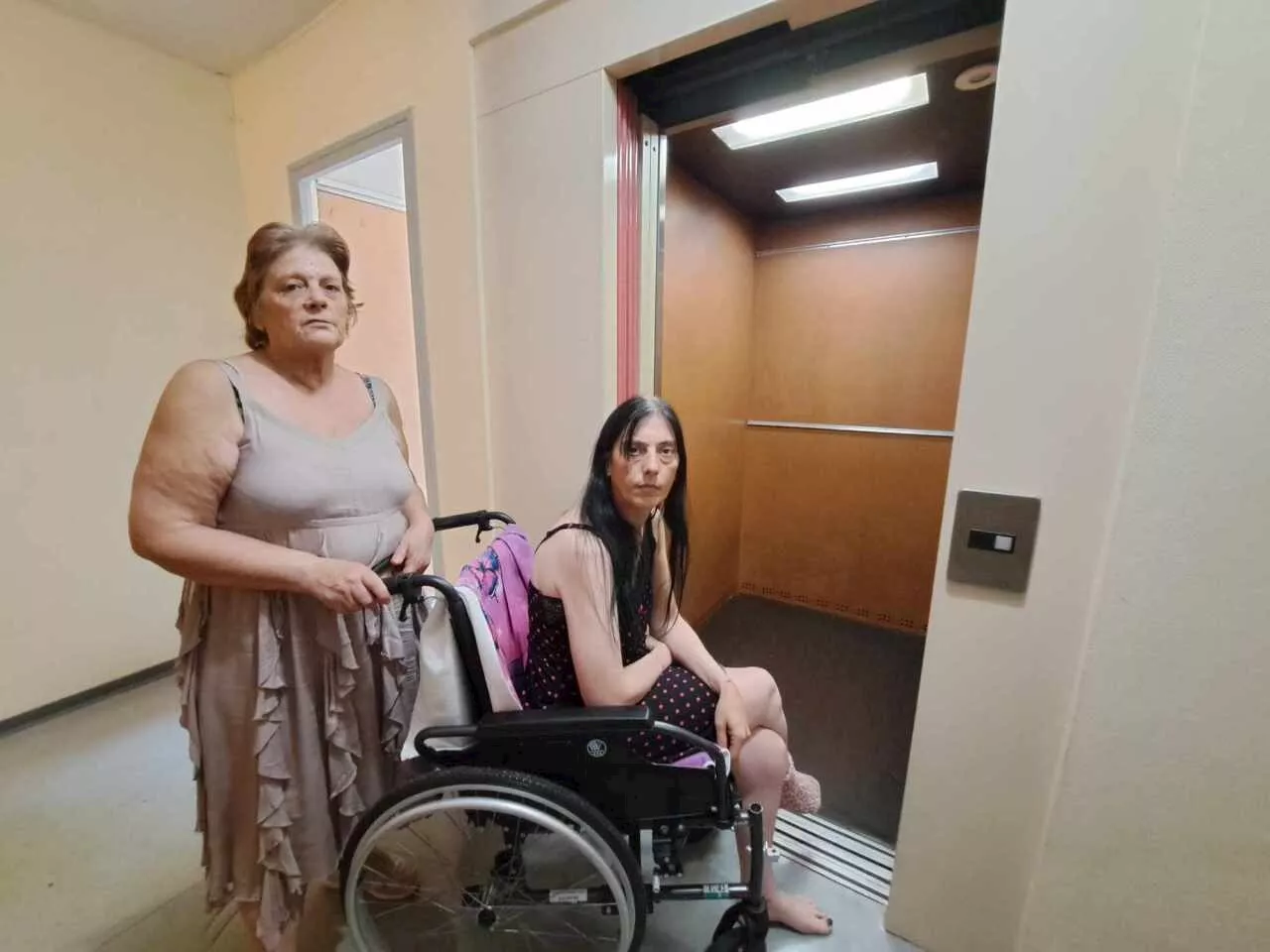 Handicapée, elle est enfermée chez elle à cause d'une panne d'ascenseur à Marmande