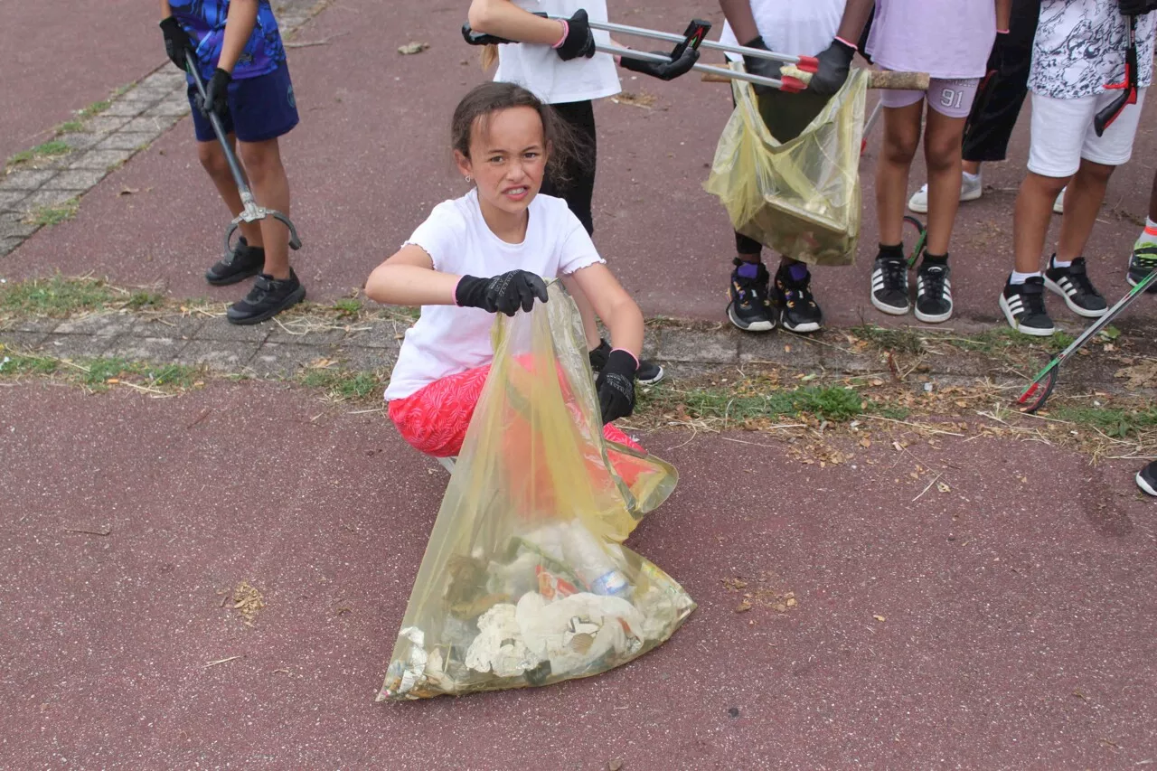 Le Havre. Des jeunes nettoient leur quartier, la préfecture leur refuse une subvention