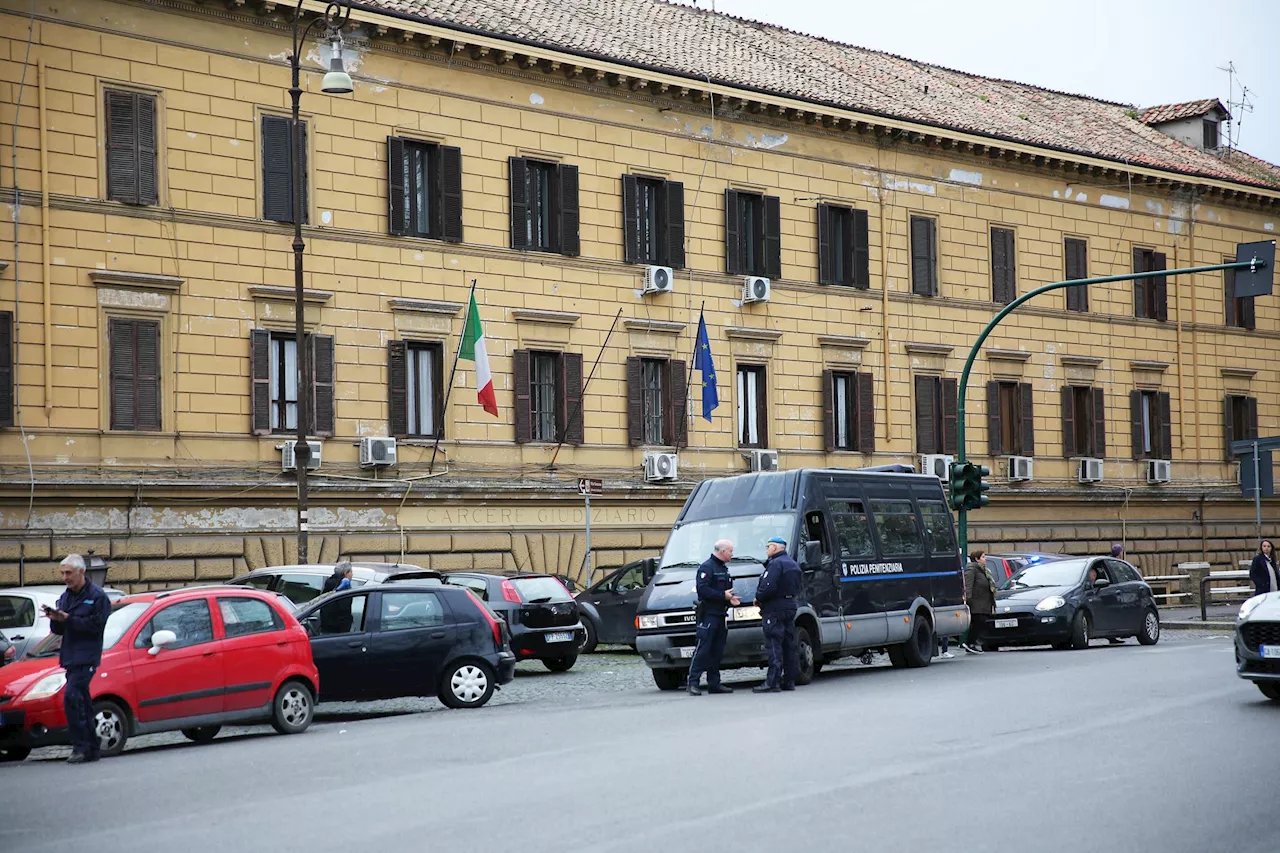 Roma, bambina di 8 anni violentata dal vicino di casa: 40enne arrestato