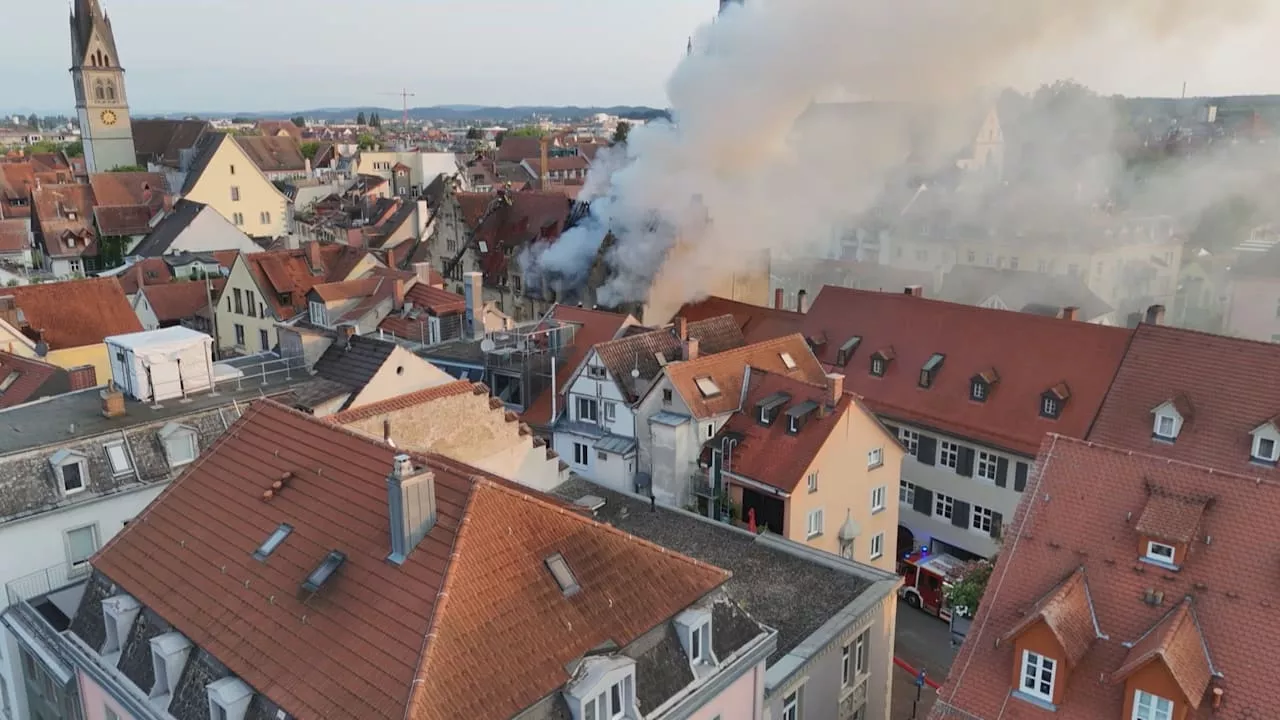 Feuerwehr-Einsatz in Konstanzer: 17 Menschen bei Brand verletzt