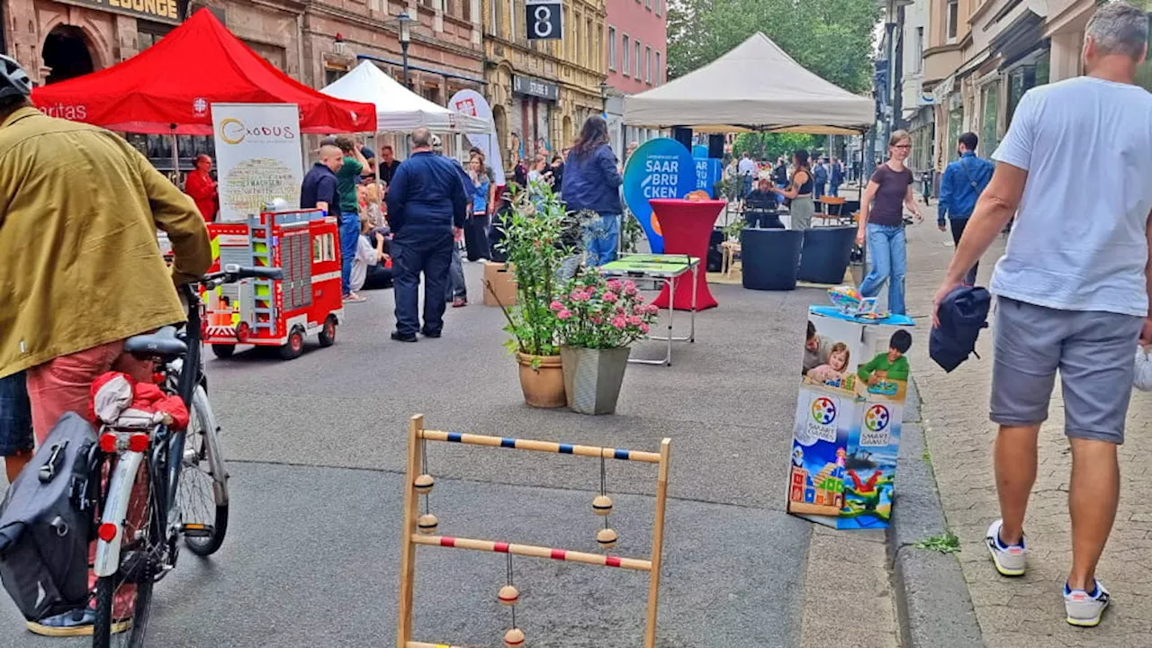 „Sommerstraßen“ in Saarbrücken: Autos müssen wieder draußen bleiben