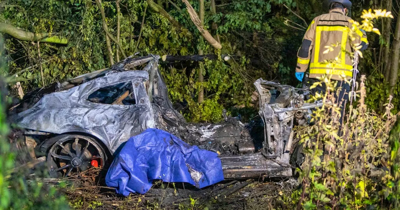 Vater und Sohn verbrennen bei illegalem Autorennen