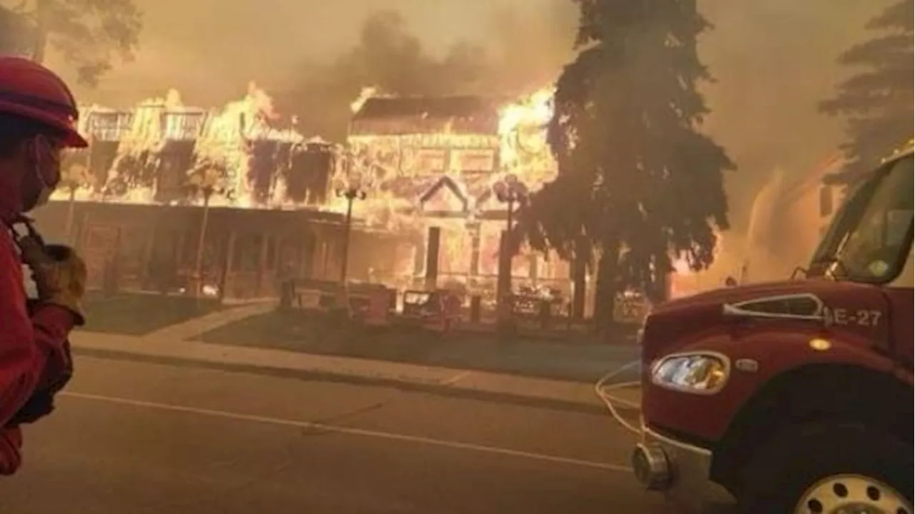 Wildfire that roared into Jasper was a wall of fast-moving flame, says fire official