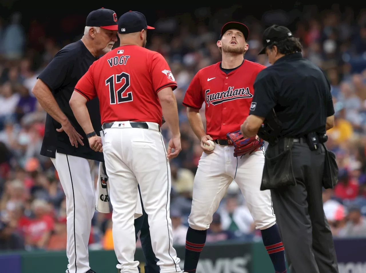 Josh Naylor breaks slump to give Guardians 2-1 win over Tigers with 8th-inning single