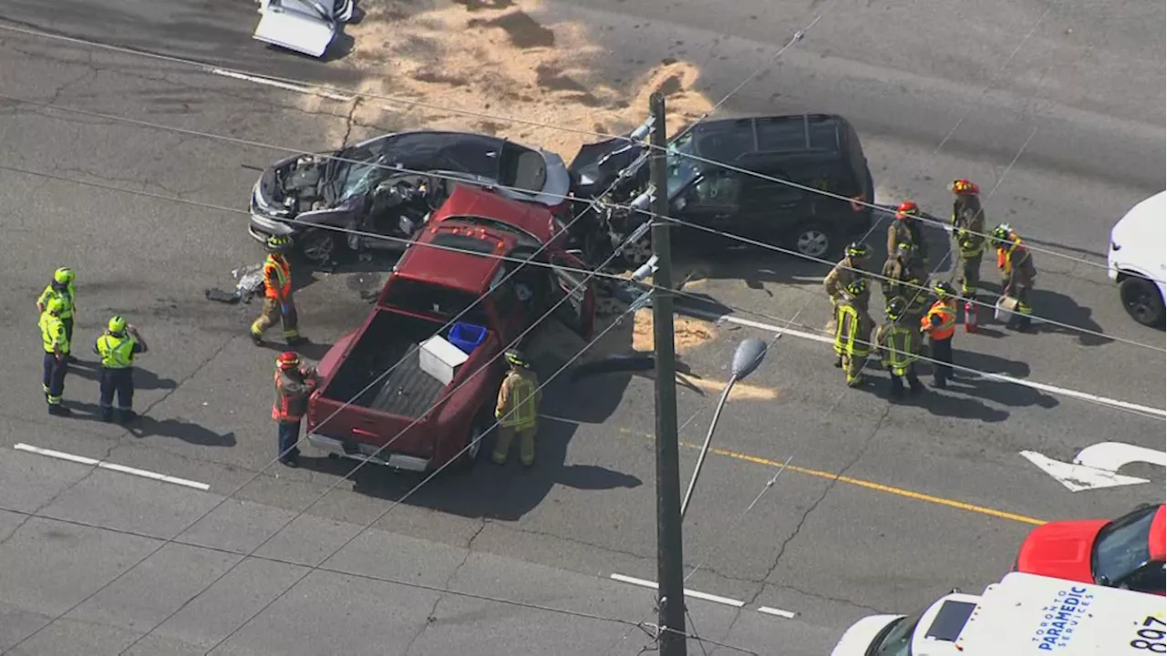 Man critically injured in 3-vehicle collision in Etobicoke