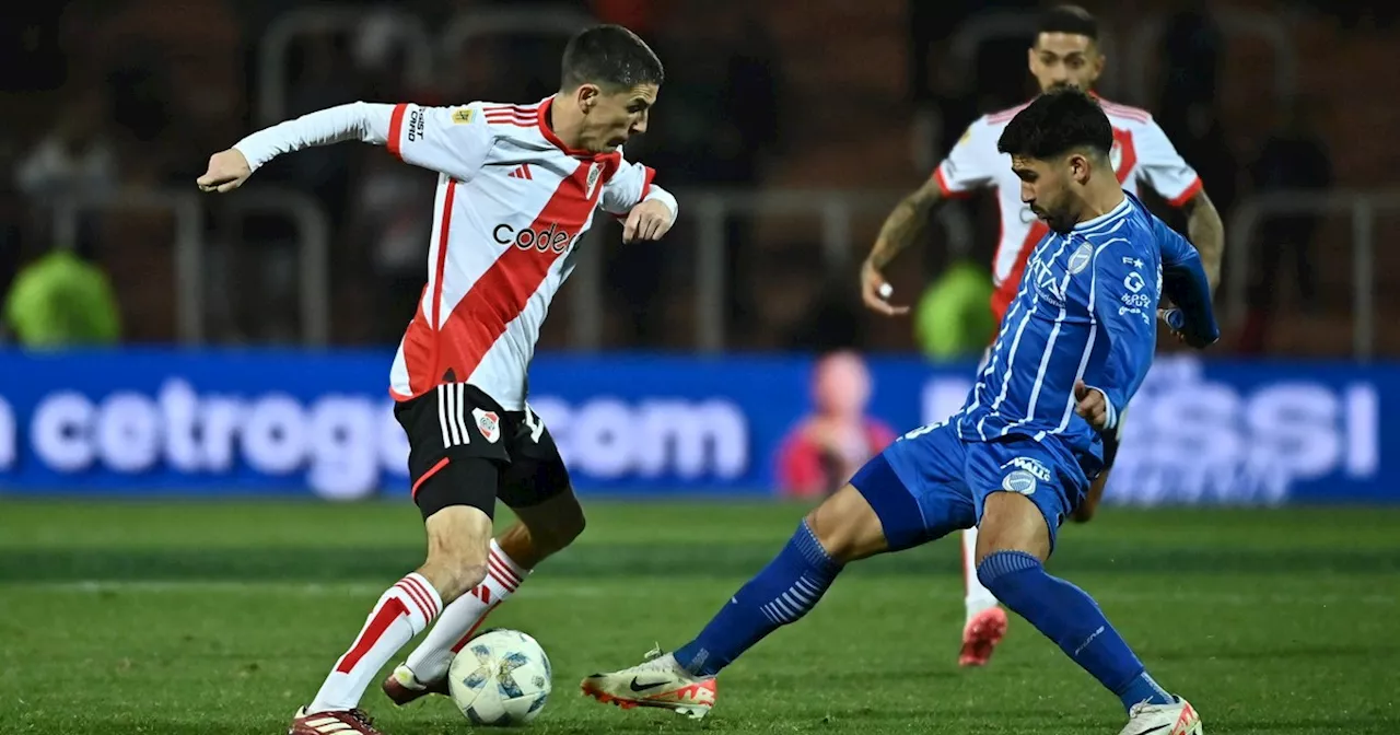 La postura de Nacho Fernández sobre los cantos de los hinchas de River contra los jugadores