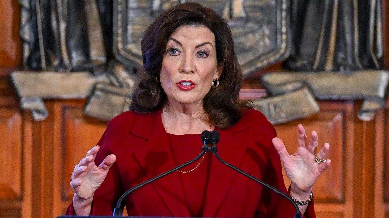 FBI raids $3.5 M home of former aide to New York Gov. Kathy Hochul