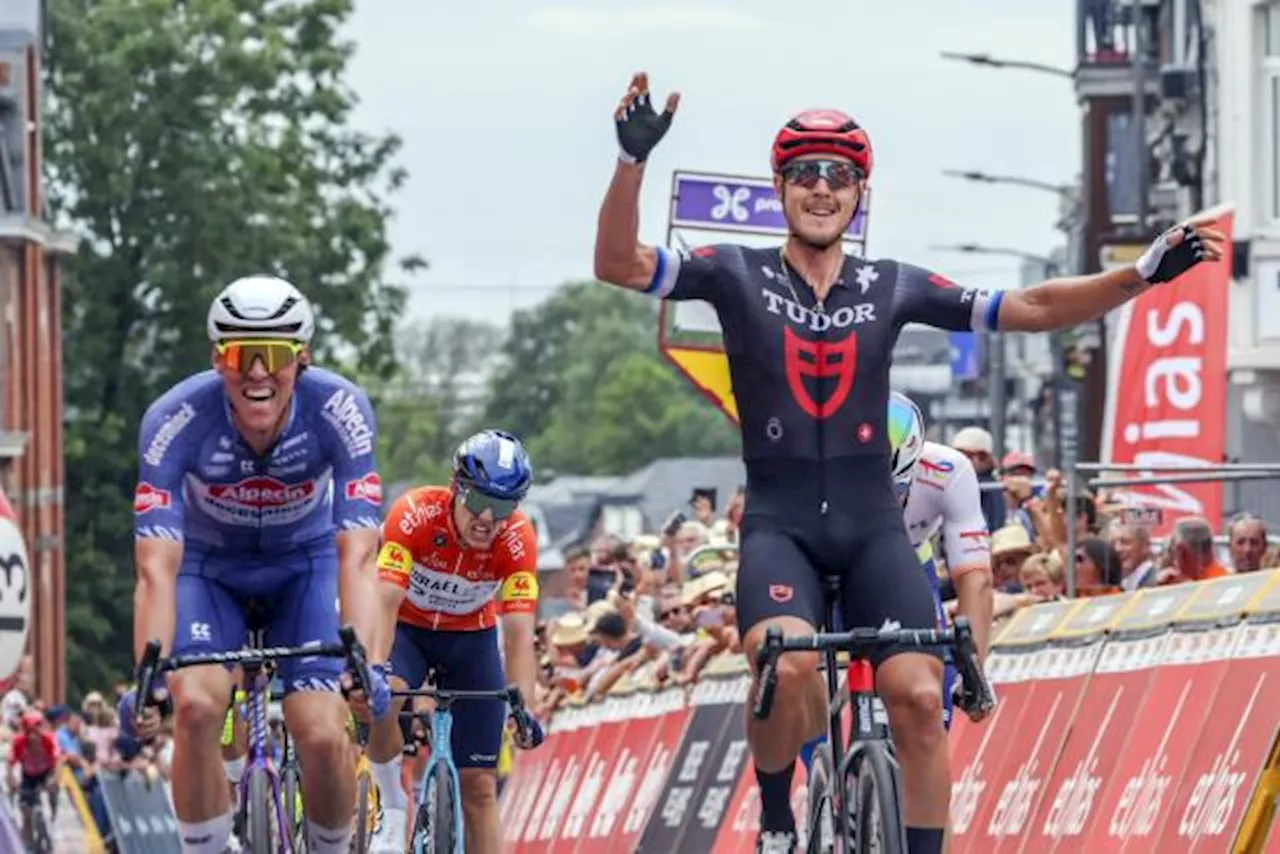 Matteo Trentin s'impose au finish et récupère le maillot orange de leader