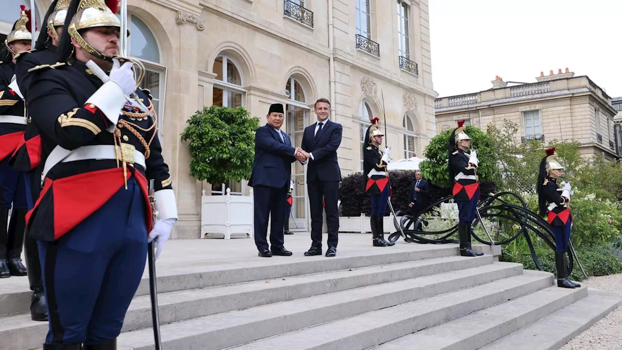 Prabowo Disambut Hangat oleh Presiden Prancis, Singgung Olimpiade