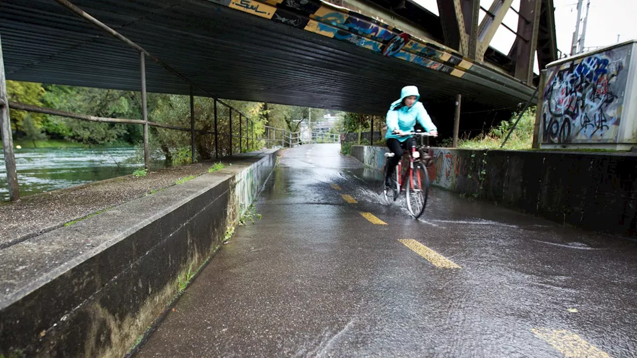 Zwölfjährige stürzt nach Unfall mit Rennvelofahrer, Radfahrer hau ab: Zeugen gesucht