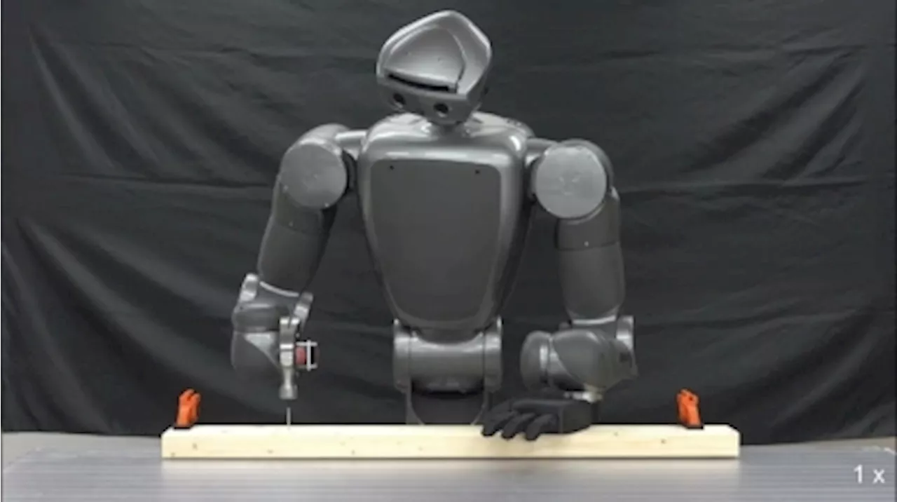 New Japanese humanoid robot performs DIY tasks, including hammering nails and sawing wood (VIDEO)