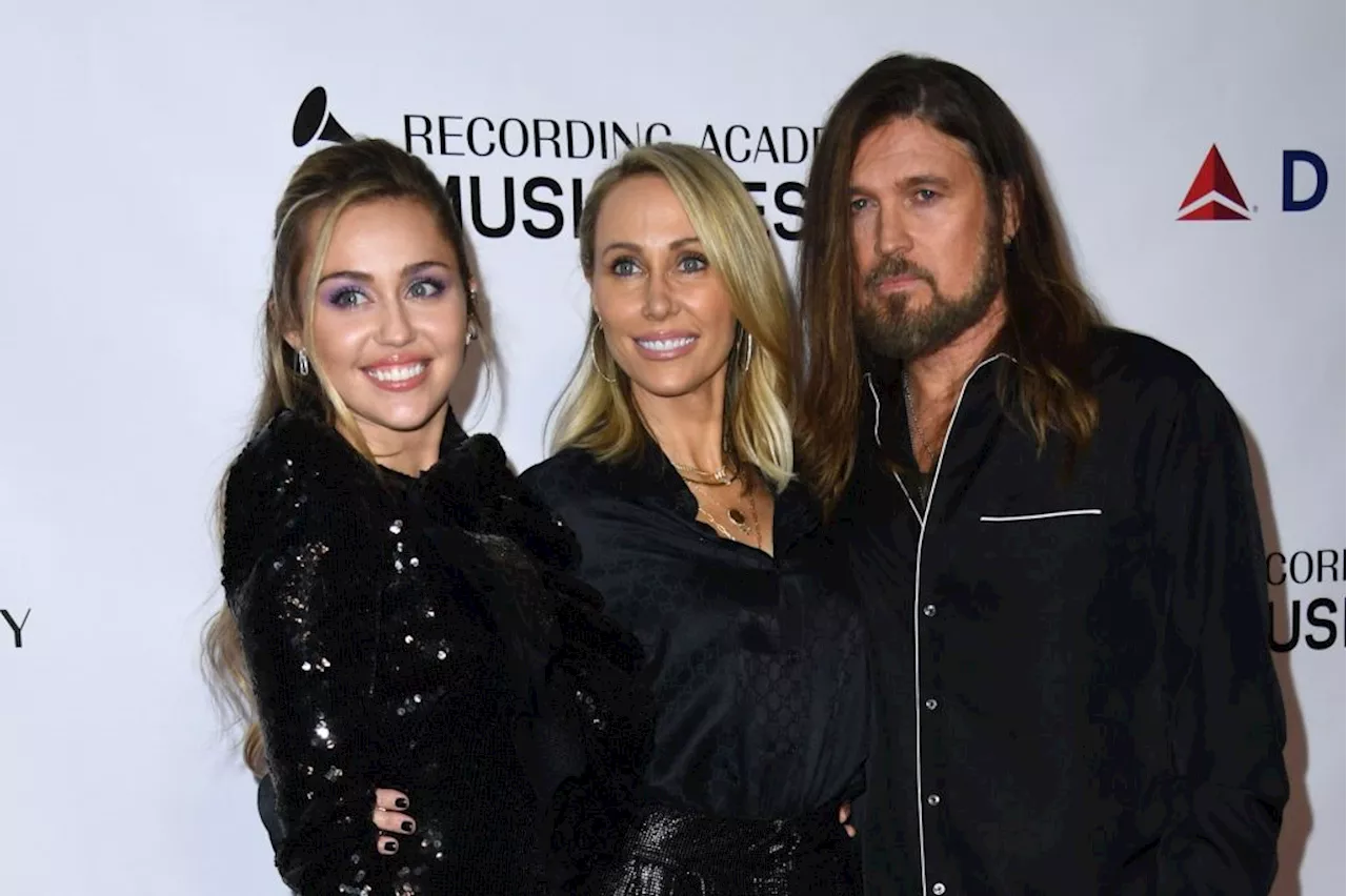 Billy Ray Cyrus refers to Miley, ex Tish as ‘skanks’ in heated audio, texts