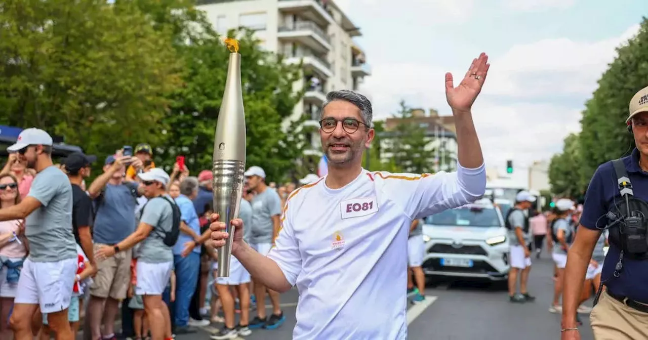 Abhinav Bindra: यह एक ऐसा सम्मान था जिसे बयां करना... ओलिंपिक मशाल हाथ में लेकर इमोशनल हुए अभिनव बिंद्रा