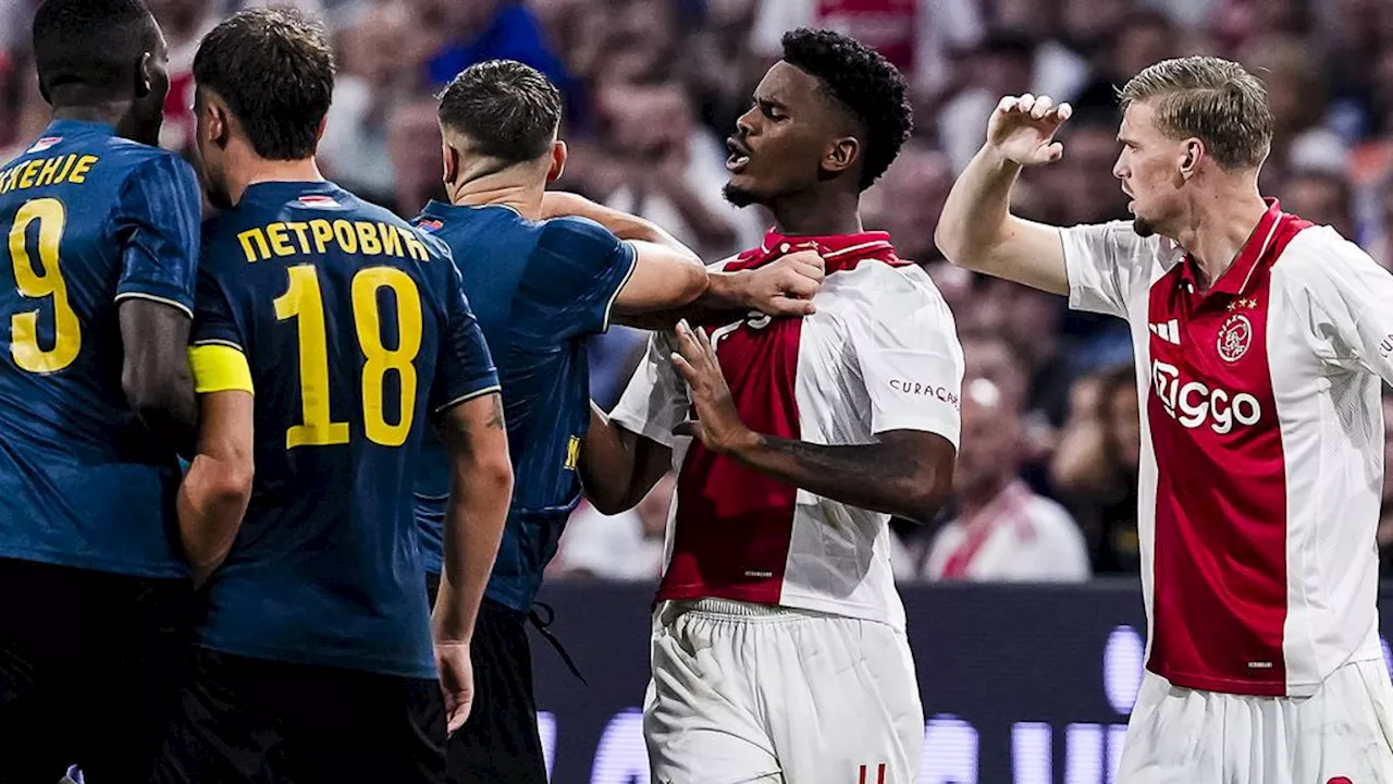 Ajax ontsnapt aan achterstand tegen Vojvodina • Invaller Vukanovic raakt paal