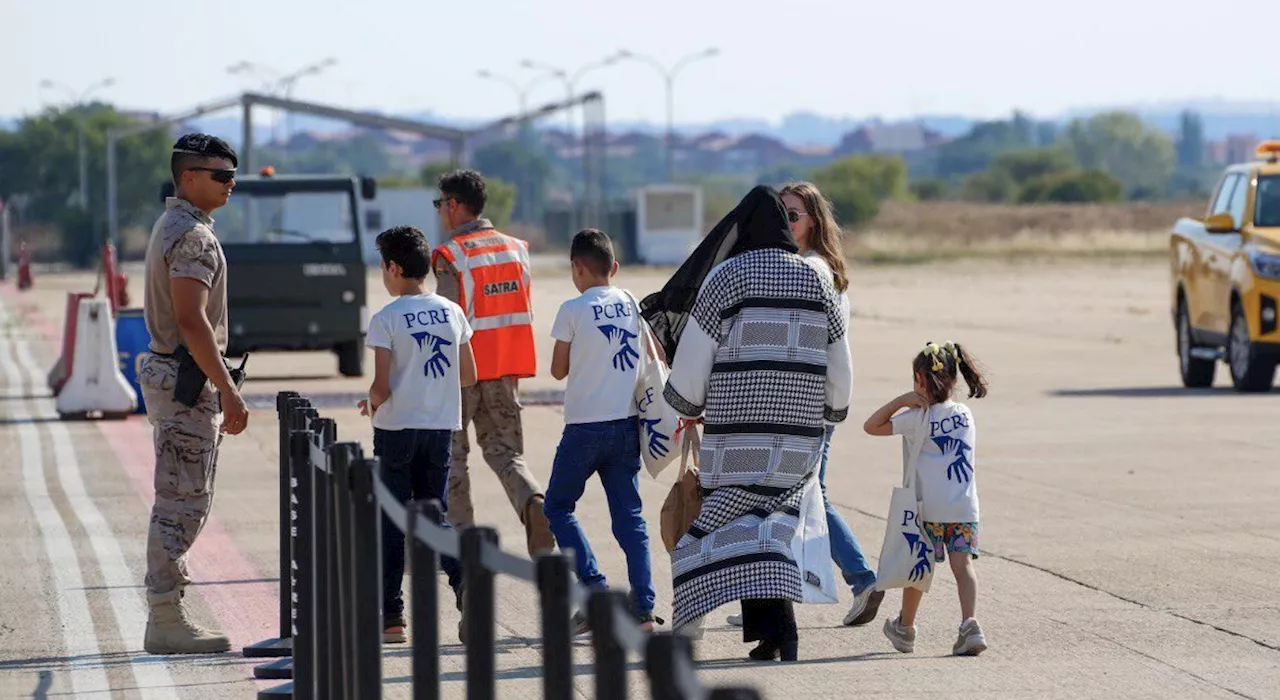 'الصحة العالمية' تنقل 15 طفلا من غزة إلى إسبانيا لتلقي رعاية طبية عاجلة