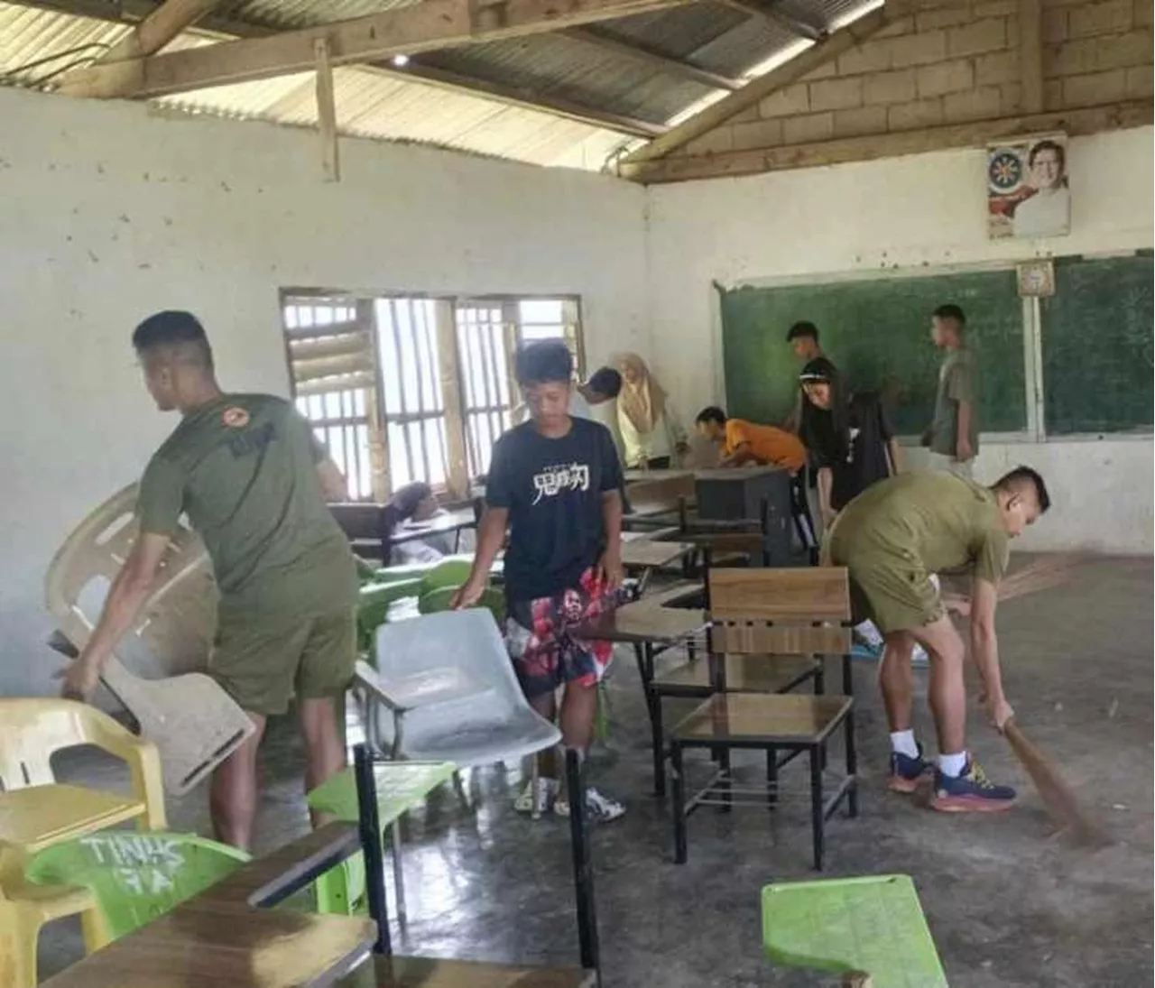 MBLT-12 troops join Brigada Eskwela in Tawi-Tawi