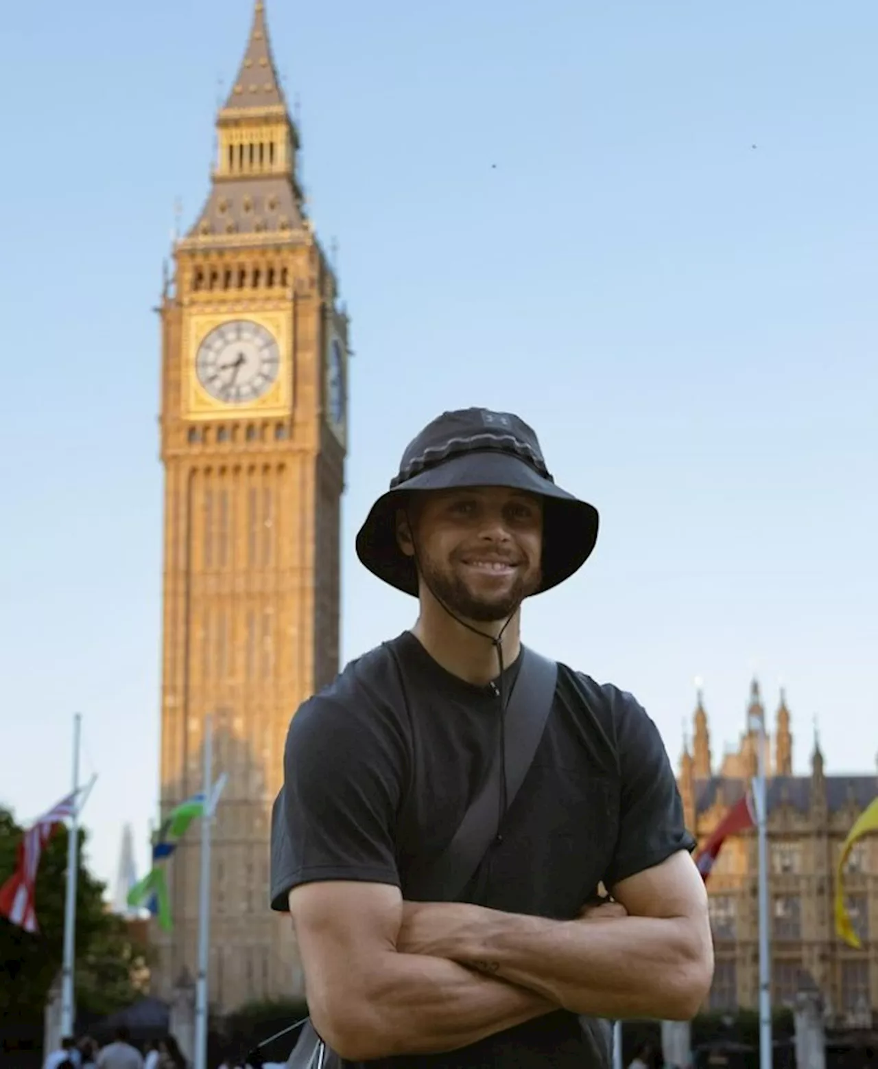 Stephen Curry enjoys London landmarks, shops for trainers and surprises fan before heading to Paris...