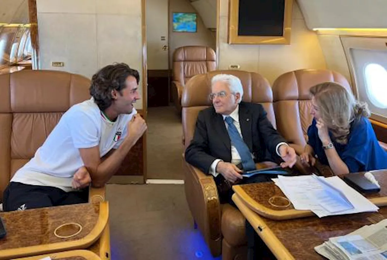 Mattarella e Tamberi, viaggio sull'aereo presidenziale per le Olimpiadi di Parigi