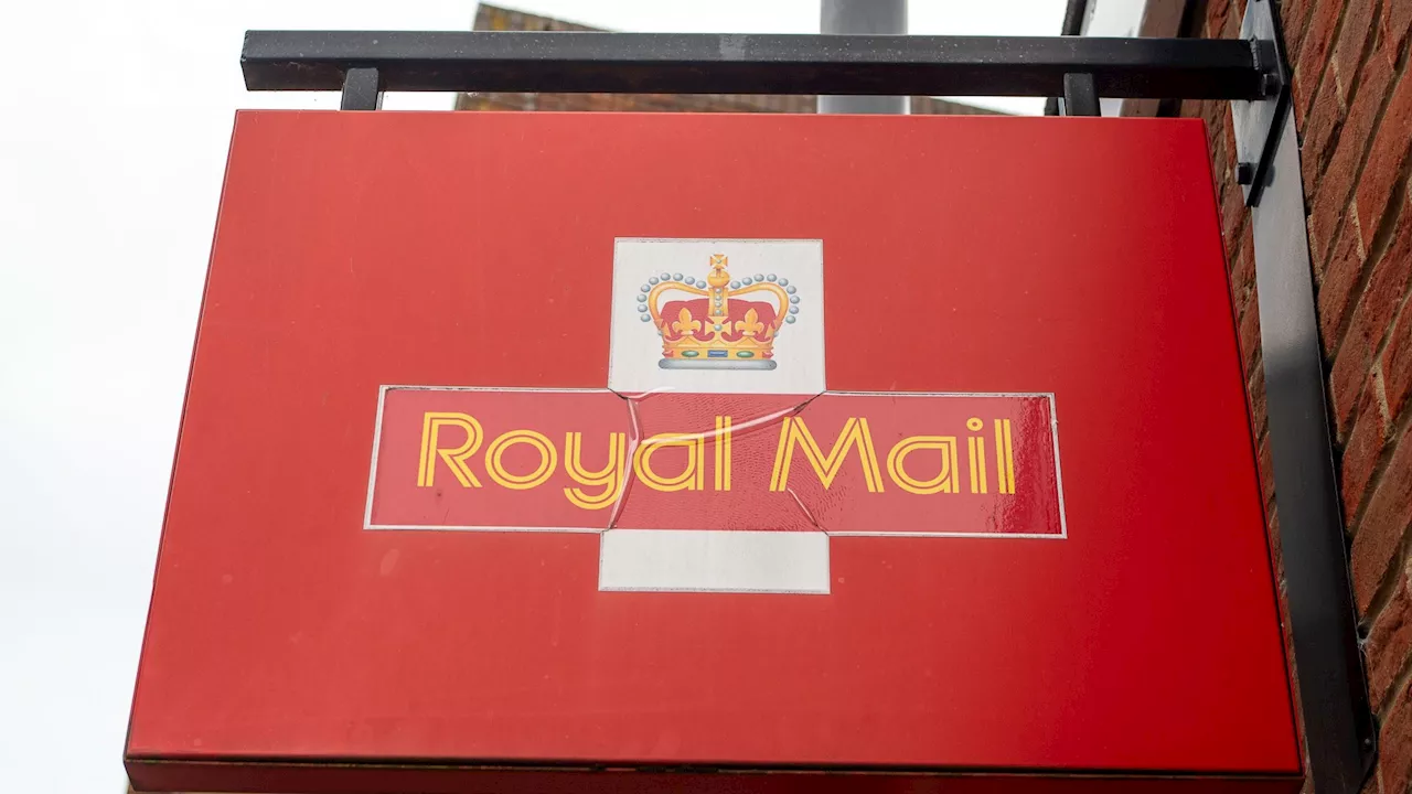 Royal Mail customers left baffled over ‘ludicrous’ Post Office charge that ‘makes no sense’...